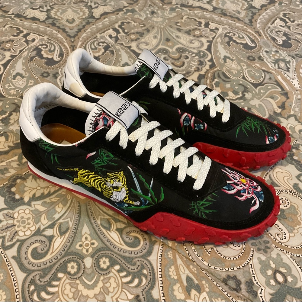 Mint Kenzo Move Embroidered Tiger Sneakers Women’s Sz 38 Worn 1x